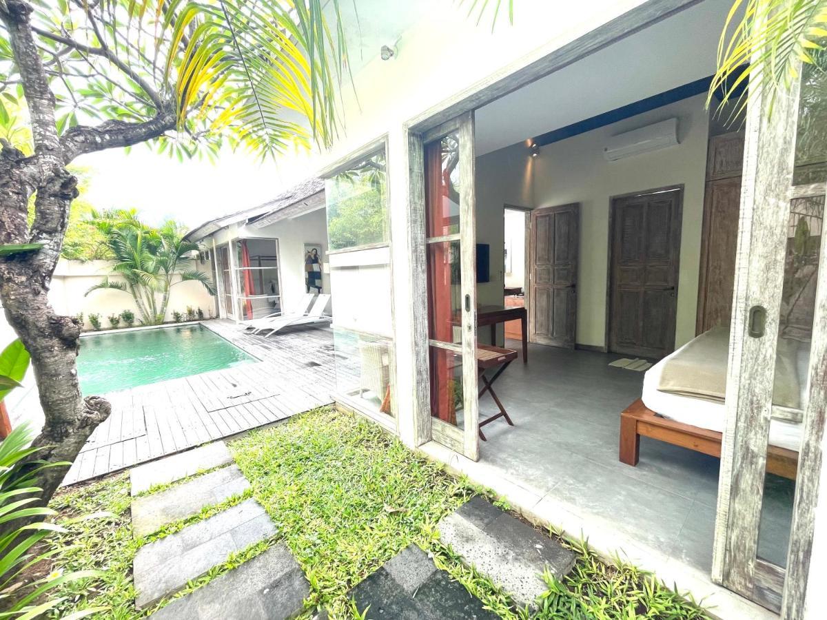 The Decks Bali Villa Legian  Luaran gambar