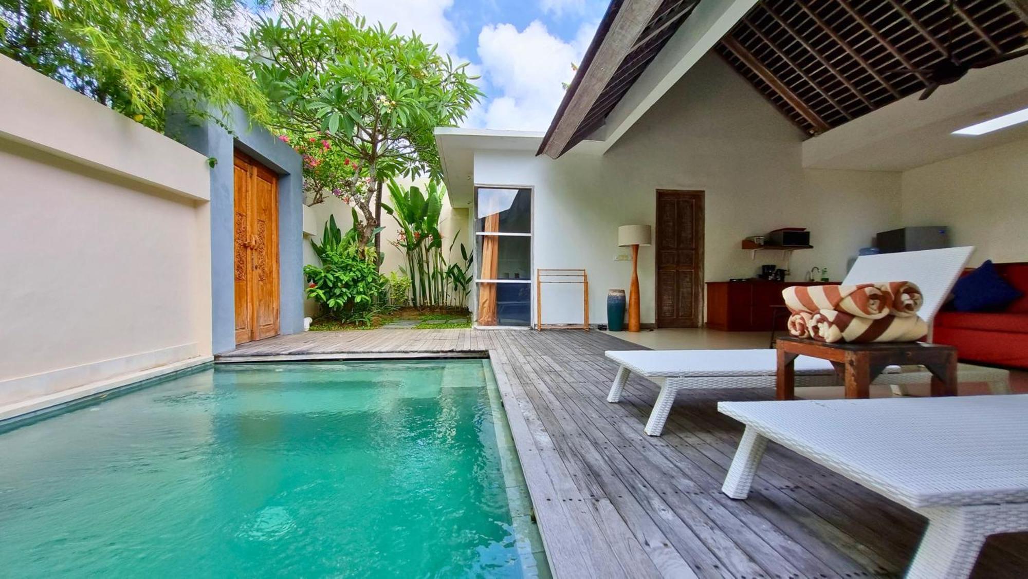 The Decks Bali Villa Legian  Luaran gambar