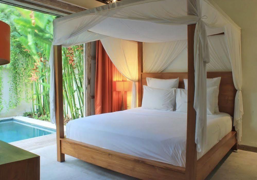 The Decks Bali Villa Legian  Luaran gambar