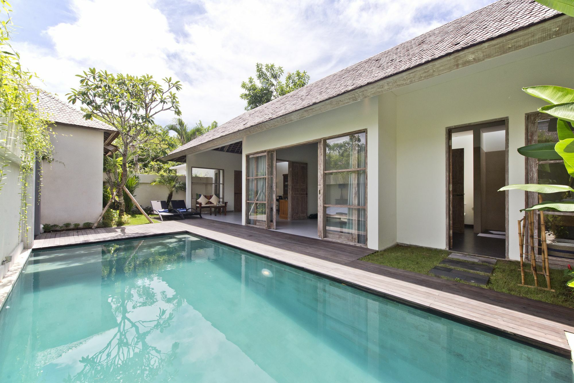 The Decks Bali Villa Legian  Luaran gambar